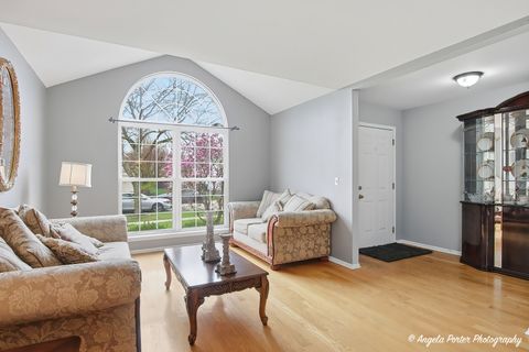 Tiny photo for 283 Spring Lake Drive, Round Lake, IL 60073 (MLS # 12614571)