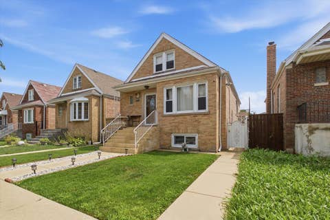 Tiny photo for 4041 W 56th Street, Chicago, IL 60629 (MLS # 12732336)