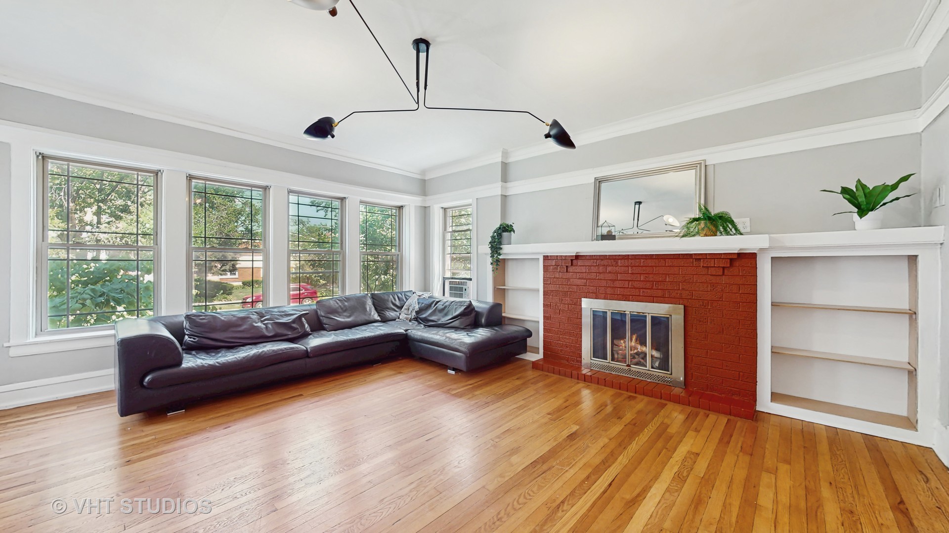 117 S Grove Avenue