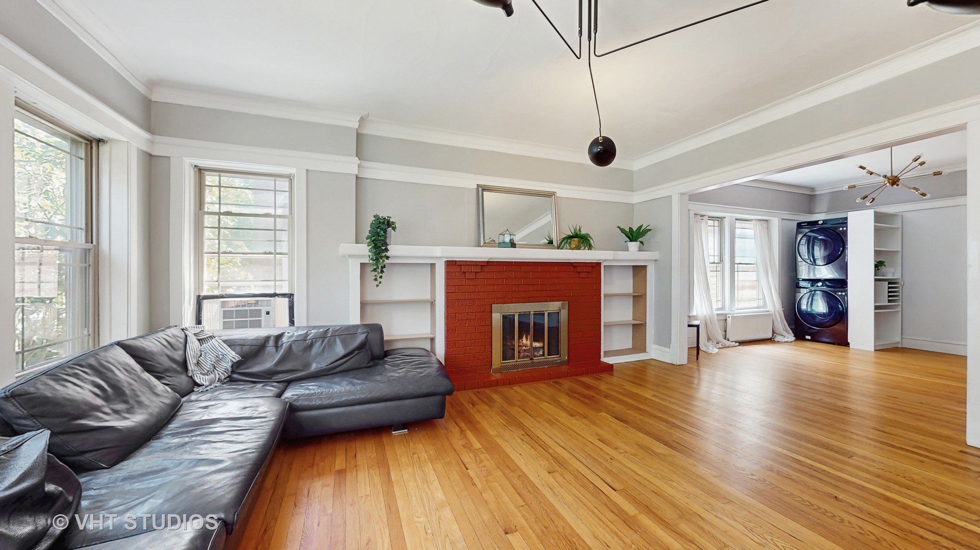 117 S Grove Avenue