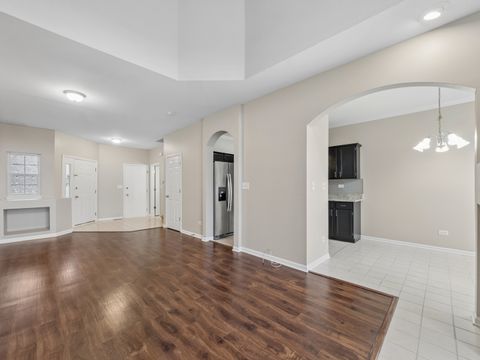 Tiny photo for 3039 Autumn Lake Drive #3039, Aurora, IL 60504 (MLS # 12586774)