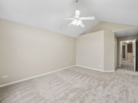 Tiny photo for 3039 Autumn Lake Drive #3039, Aurora, IL 60504 (MLS # 12586774)
