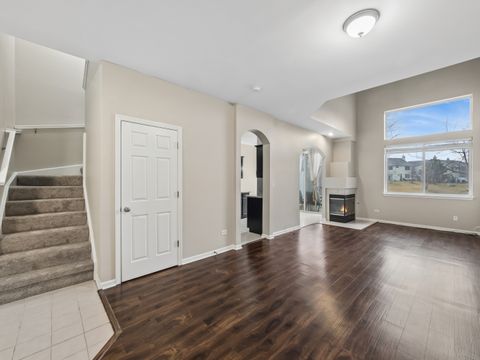 Tiny photo for 3039 Autumn Lake Drive #3039, Aurora, IL 60504 (MLS # 12586774)