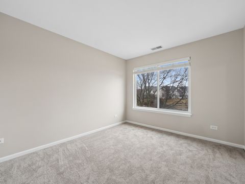 Tiny photo for 3039 Autumn Lake Drive #3039, Aurora, IL 60504 (MLS # 12586774)