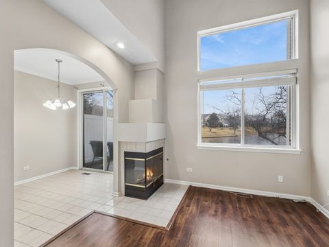 Tiny photo for 3039 Autumn Lake Drive #3039, Aurora, IL 60504 (MLS # 12586774)