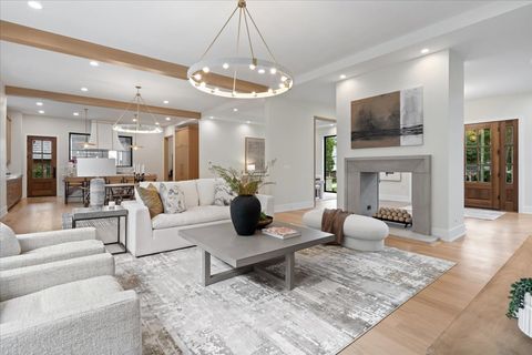 Tiny photo for 104 S Monroe Street, Hinsdale, IL 60521 (MLS # 12503981)