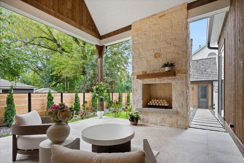 Tiny photo for 104 S Monroe Street, Hinsdale, IL 60521 (MLS # 12503981)