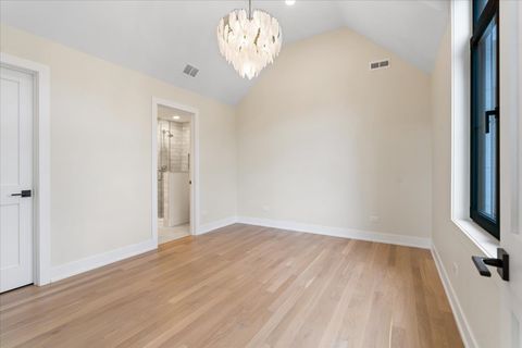 Tiny photo for 104 S Monroe Street, Hinsdale, IL 60521 (MLS # 12503981)