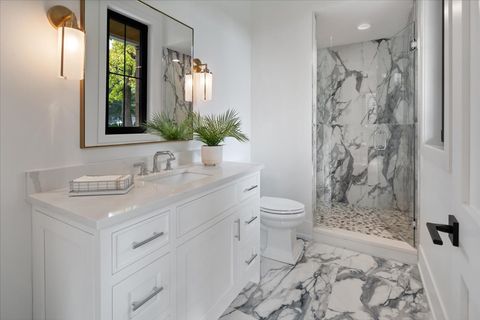 Tiny photo for 104 S Monroe Street, Hinsdale, IL 60521 (MLS # 12503981)