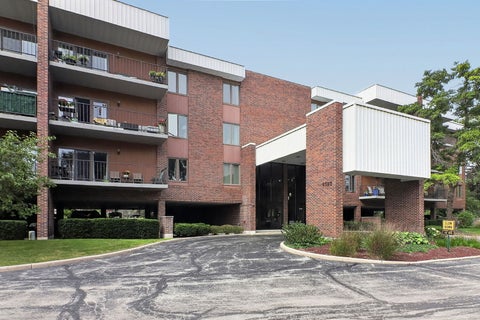 Photo of 6585 Main Street #202, Downers Grove, IL 60516 (MLS # 12746050)