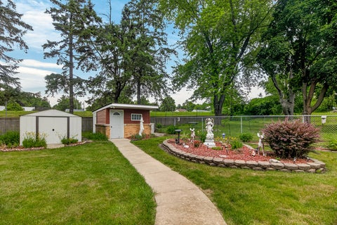 Tiny photo for 106 Superior Avenue, Machesney Park, IL 61115 (MLS # 12670189)
