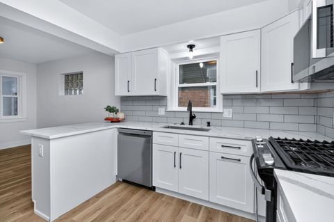 Tiny photo for 7624 W Ainslie Street, Harwood Heights, IL 60706 (MLS # 12586548)