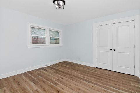 Tiny photo for 7624 W Ainslie Street, Harwood Heights, IL 60706 (MLS # 12586548)