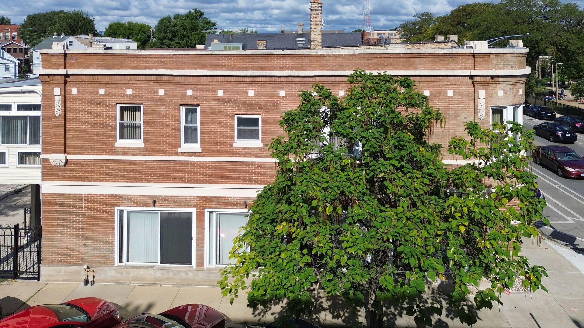 3256 N Elston Avenue