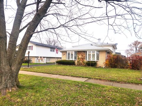 A home in Crestwood