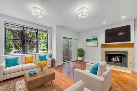 Tiny photo for 4235 S Calumet Avenue, Chicago, IL 60653 (MLS # 12524334)