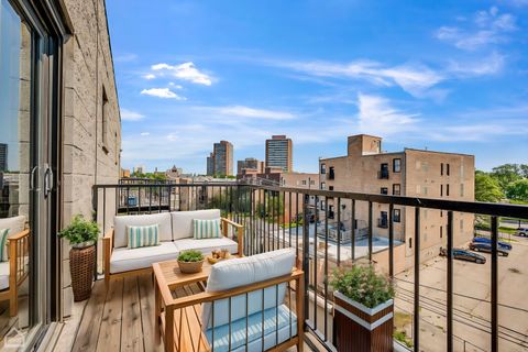 Tiny photo for 4235 S Calumet Avenue, Chicago, IL 60653 (MLS # 12524334)