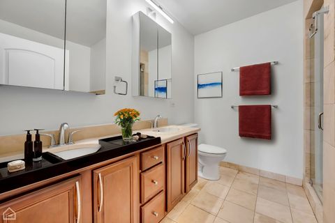 Tiny photo for 4235 S Calumet Avenue, Chicago, IL 60653 (MLS # 12524334)