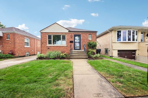 Photo of 5724 S SAYRE Avenue, Chicago, IL 60638 (MLS # 12714168)