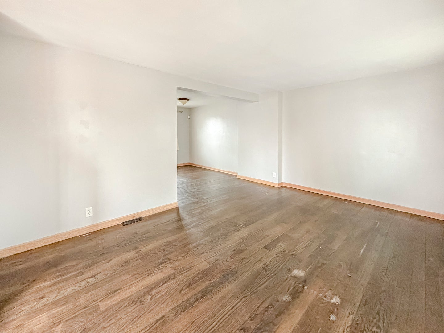 5156 W 63rd Place
