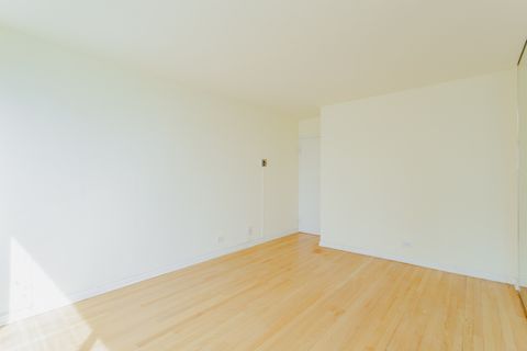 Tiny photo for 6157 N Sheridan Road #24G, Chicago, IL 60660 (MLS # 12623008)