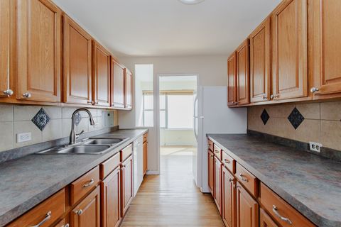 Tiny photo for 6157 N Sheridan Road #24G, Chicago, IL 60660 (MLS # 12623008)