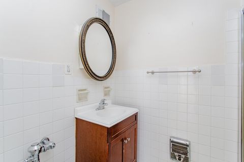 Tiny photo for 6157 N Sheridan Road #24G, Chicago, IL 60660 (MLS # 12623008)