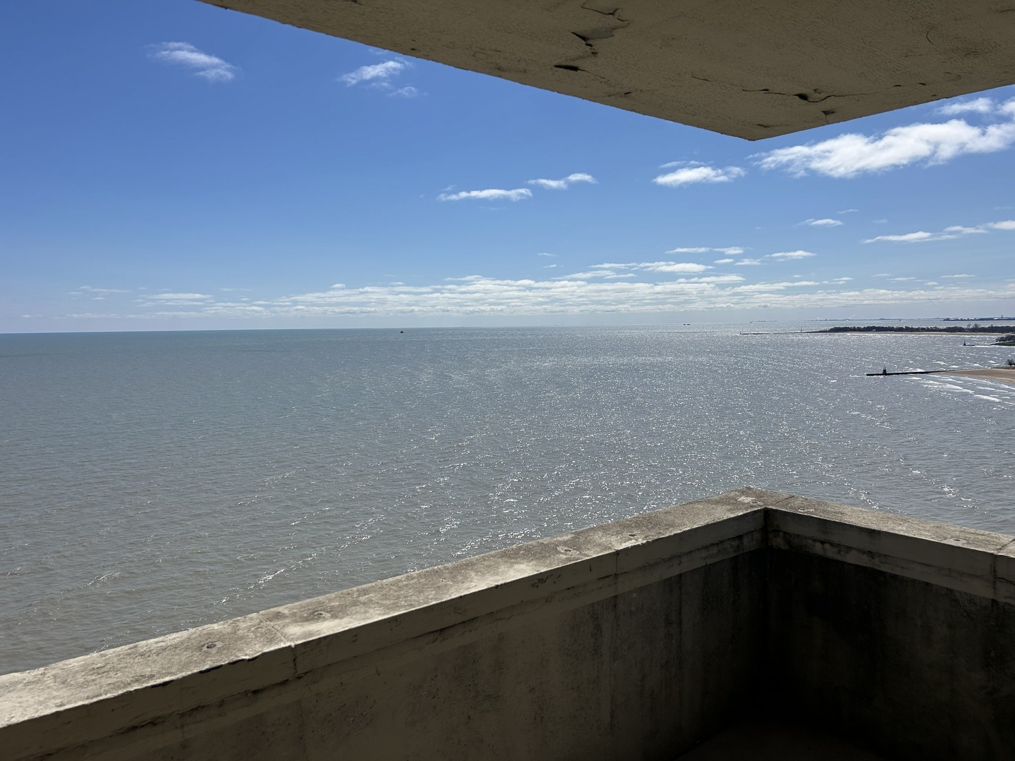 6157 N Sheridan Road 24G