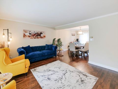 Tiny photo for 943 N Crestview Drive, Palatine, IL 60067 (MLS # 12630204)