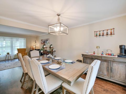 Tiny photo for 943 N Crestview Drive, Palatine, IL 60067 (MLS # 12630204)