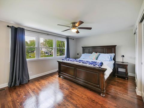 Tiny photo for 943 N Crestview Drive, Palatine, IL 60067 (MLS # 12630204)