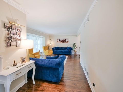 Tiny photo for 943 N Crestview Drive, Palatine, IL 60067 (MLS # 12630204)