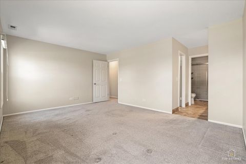 Tiny photo for 1427 Sutton Court #1427, Vernon Hills, IL 60061 (MLS # 12603823)