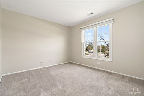 Tiny photo for 1427 Sutton Court #1427, Vernon Hills, IL 60061 (MLS # 12603823)