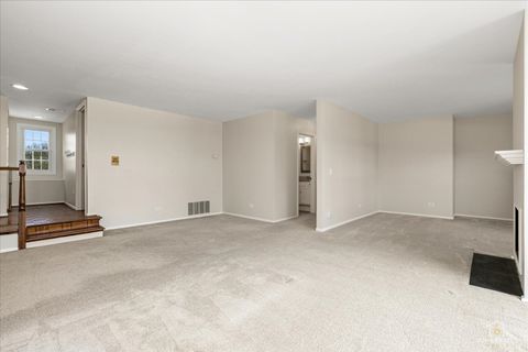 Tiny photo for 1427 Sutton Court #1427, Vernon Hills, IL 60061 (MLS # 12603823)