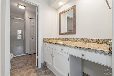 Tiny photo for 1427 Sutton Court #1427, Vernon Hills, IL 60061 (MLS # 12603823)