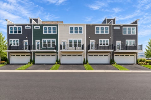 Tiny photo for 1711 Pratt Court #24166, Hoffman Estates, IL 60192 (MLS # 12759925)