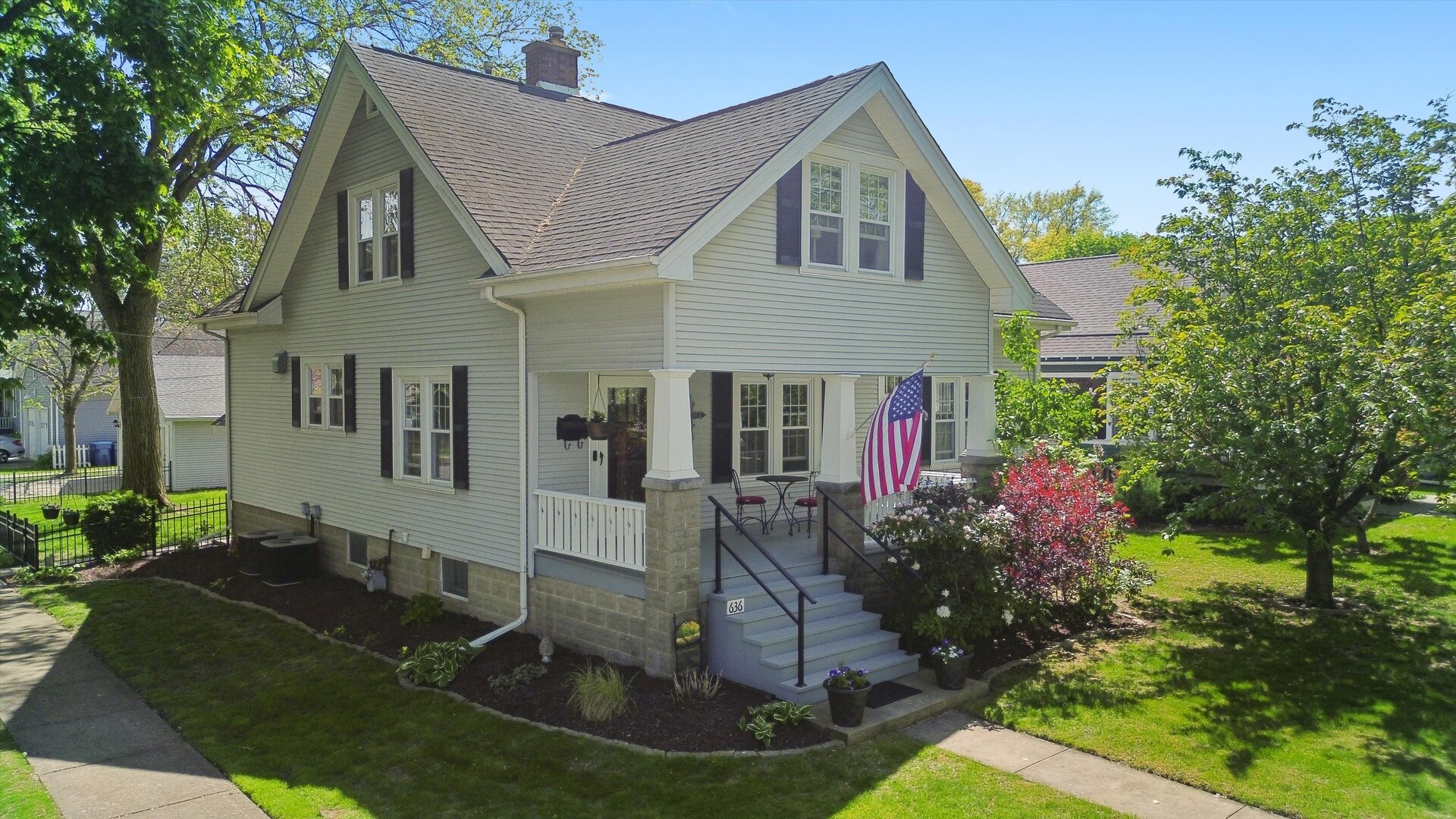 Listing image 4