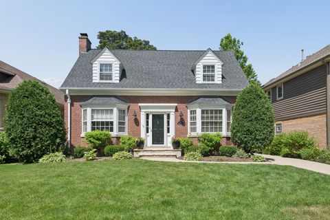 Photo of 110 N Merrill Street, Park Ridge, IL 60068 (MLS # 12699458)