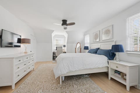 Tiny photo for 110 N Merrill Street, Park Ridge, IL 60068 (MLS # 12699458)