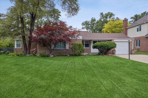 Photo of 4812 Wolf Road, Western Springs, IL 60558 (MLS # 12685081)