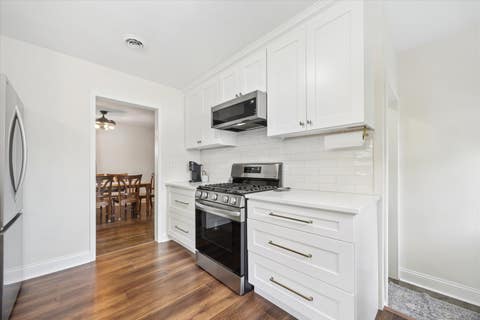 Tiny photo for 4812 Wolf Road, Western Springs, IL 60558 (MLS # 12685081)