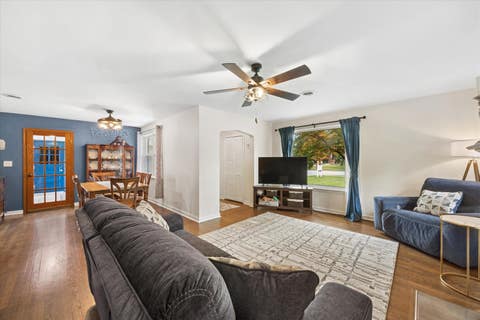 Tiny photo for 4812 Wolf Road, Western Springs, IL 60558 (MLS # 12685081)