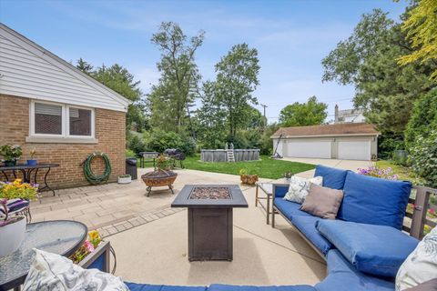 Tiny photo for 4812 Wolf Road, Western Springs, IL 60558 (MLS # 12685081)