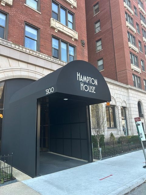 5300 S Shore Drive 76 Chicago IL 60615