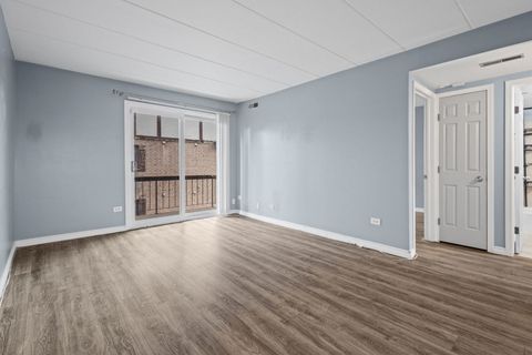 Tiny photo for 2815 Glenwood Lansing Road #205, Lynwood, IL 60411 (MLS # 12618879)