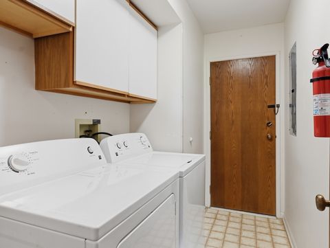 Tiny photo for 501 Lake Hinsdale Drive #408, Willowbrook, IL 60527 (MLS # 12684098)