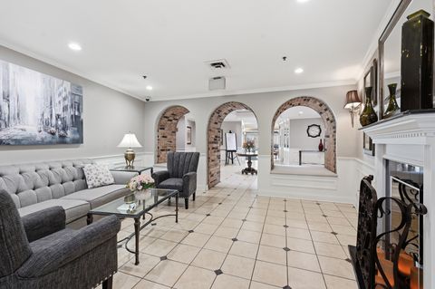 Tiny photo for 501 Lake Hinsdale Drive #408, Willowbrook, IL 60527 (MLS # 12684098)