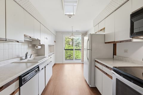 Tiny photo for 501 Lake Hinsdale Drive #408, Willowbrook, IL 60527 (MLS # 12684098)