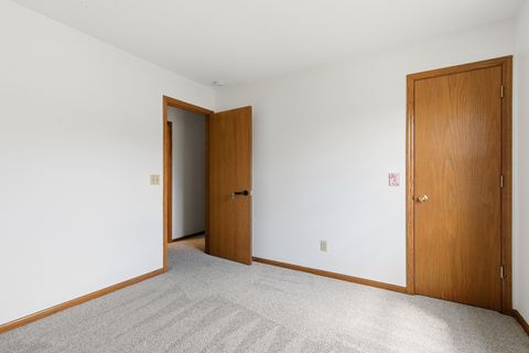 Tiny photo for 3606 Raleigh Avenue, Bettendorf, IA 52722 (MLS # 12606868)